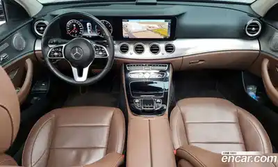 Mercedes-Benz E-Class 2020 2.0 гидро в Москве, миниатюра 7
