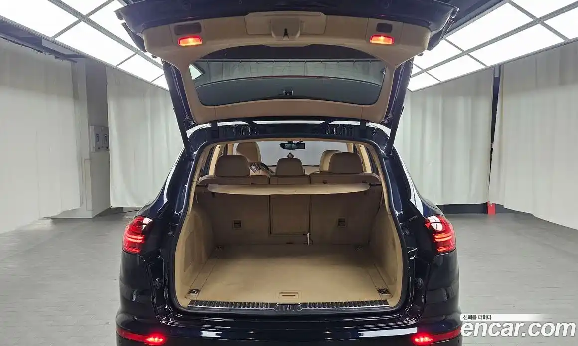 Porsche Cayenne 2016 3.0 гидро в Москве № 165685, фото 20