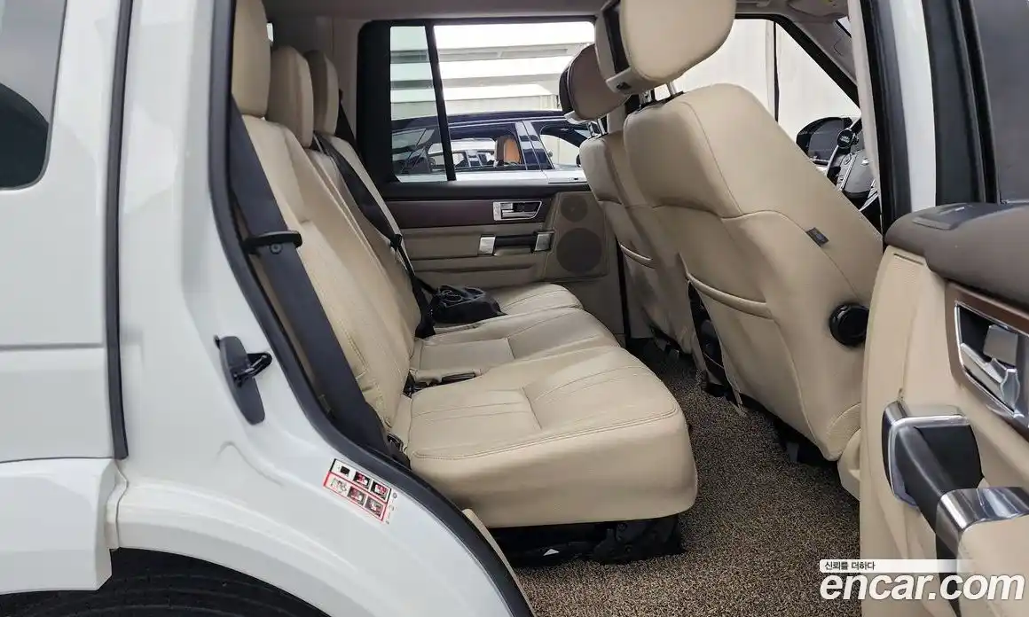 Land Rover Discovery 2016 3.0 гидро в Москве № 166487, фото 12