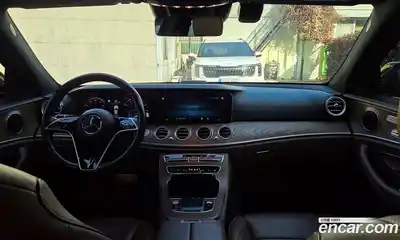 Mercedes-Benz E-Class 2021 2.0 гидро, миниатюра 7
