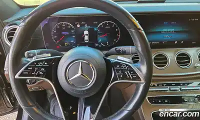 Mercedes-Benz E-Class 2021 2.0 гидро, миниатюра 9