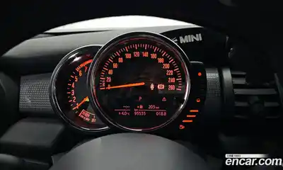 Mini Cooper 2014 1.5 гидро в Москве № 213328, миниатюра 8