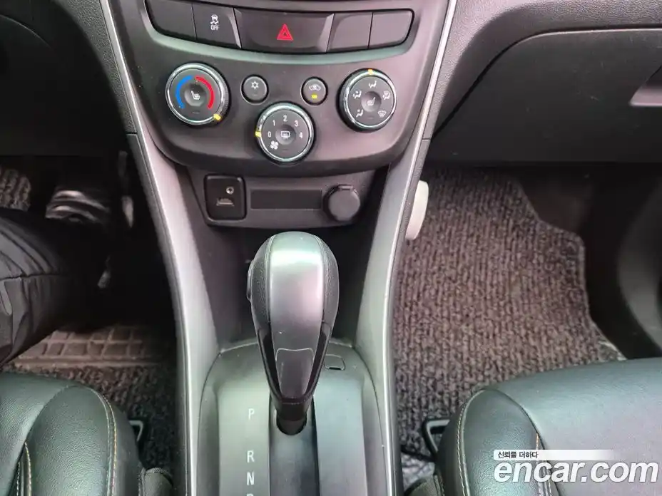 Chevrolet Trax 2018 1.6 гидро в Москве № 98396, фото 16