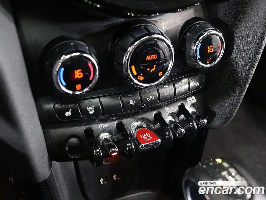 Mini Cooper 2018 1.5 гидро в Москве № 1250816, фото 11
