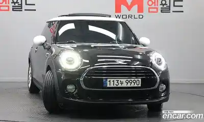 Mini Cooper 2018 1.5 гидро в Москве № 1250816, миниатюра 2