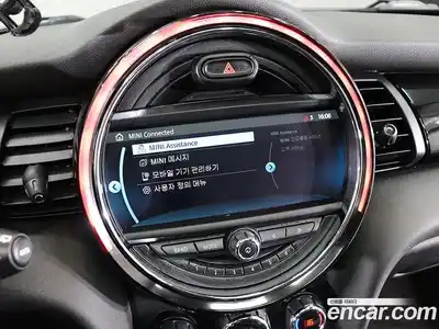 Mini Cooper 2018 1.5 гидро в Москве № 1250816, миниатюра 9