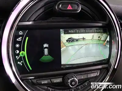 Mini Cooper 2018 1.5 гидро в Москве № 1250816, миниатюра 10