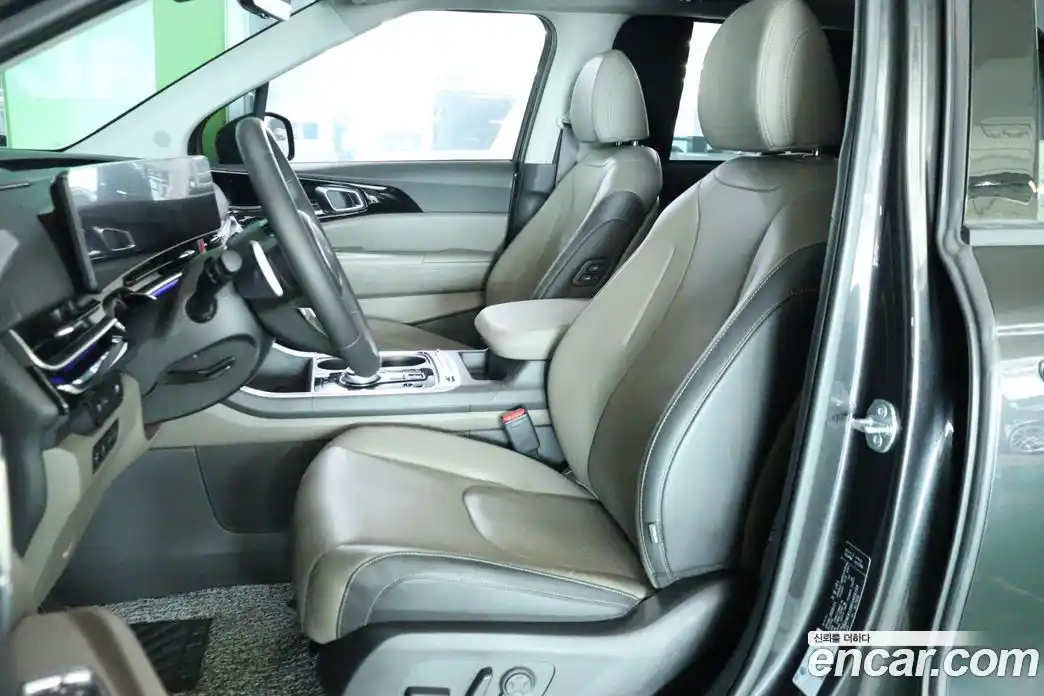 Kia Canival 2023 3.5 гидро в Москве № 1399398, фото 7