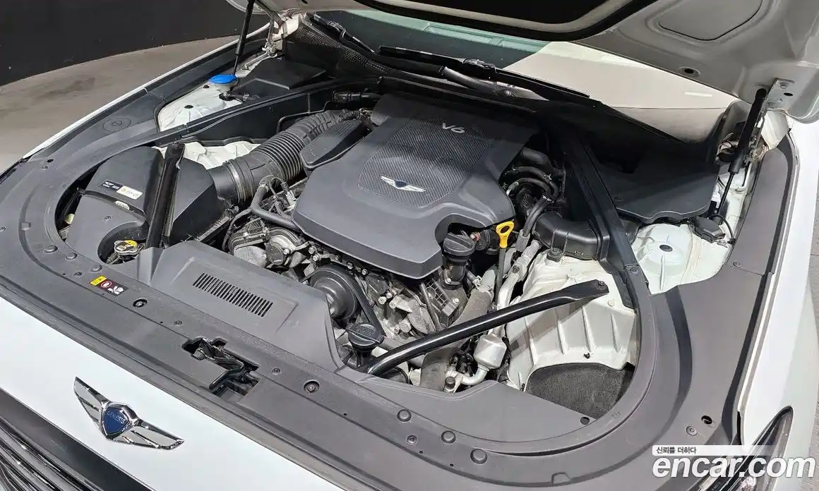 Genesis G80 2018 3.3 Автомат в Москве № 1399683, фото 6