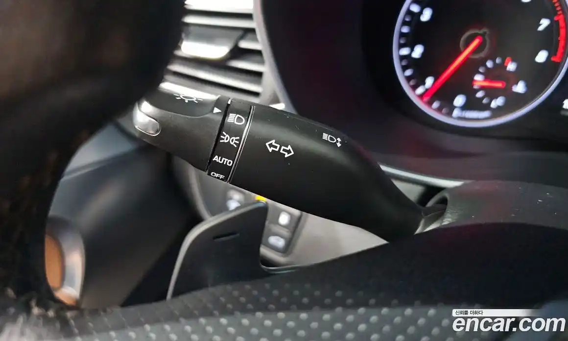 Genesis G70 2018 2.0 Автомат в Москве № 1399733, фото 14