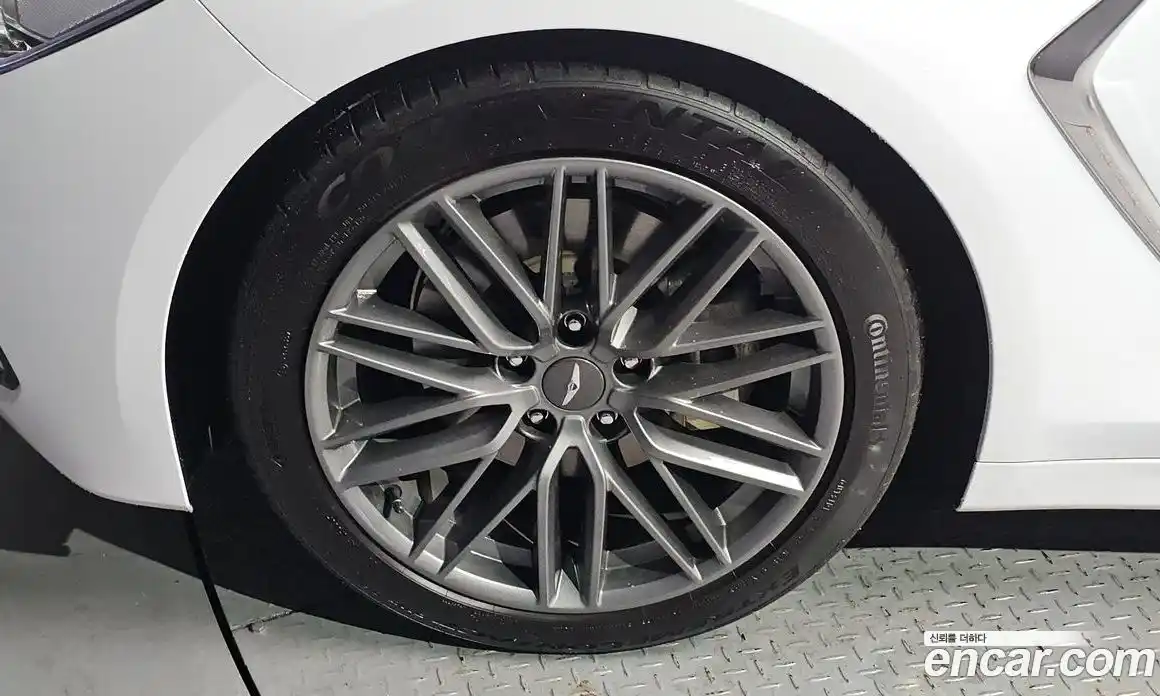 Genesis G70 2018 2.0 Автомат в Москве № 1399733, фото 5