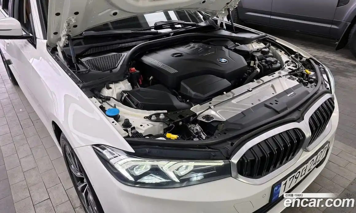 BMW 3-Series 2023 2.0 гидро в Москве № 1400984, фото 6