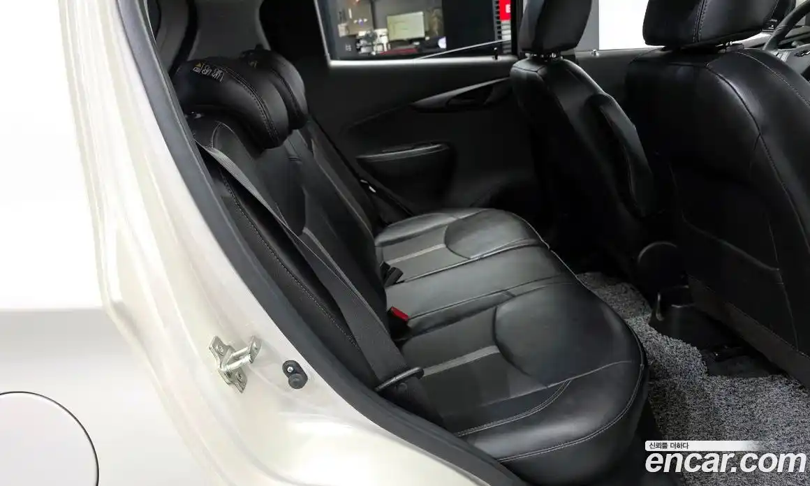 Chevrolet Spark 2018 1.0 гидро в Москве, фото 12