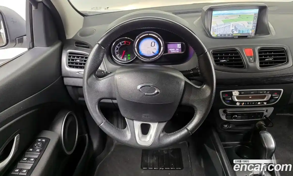 Renault SM3 2015 1.6 гидро в Москве № 1402744, фото 12