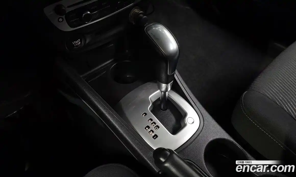 Renault SM3 2015 1.6 гидро в Москве № 1402744, фото 9