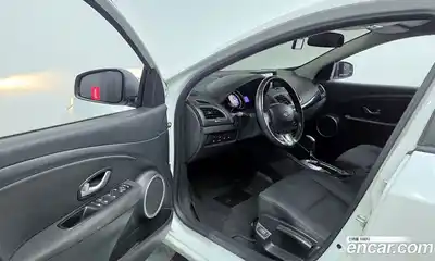 Renault SM3 2015 1.6 гидро в Москве № 1402744, миниатюра 10