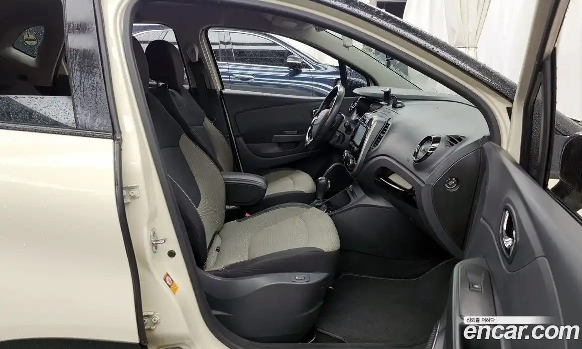 Renault QM3 2014 1.5 гидро в Москве № 1402778, фото 11