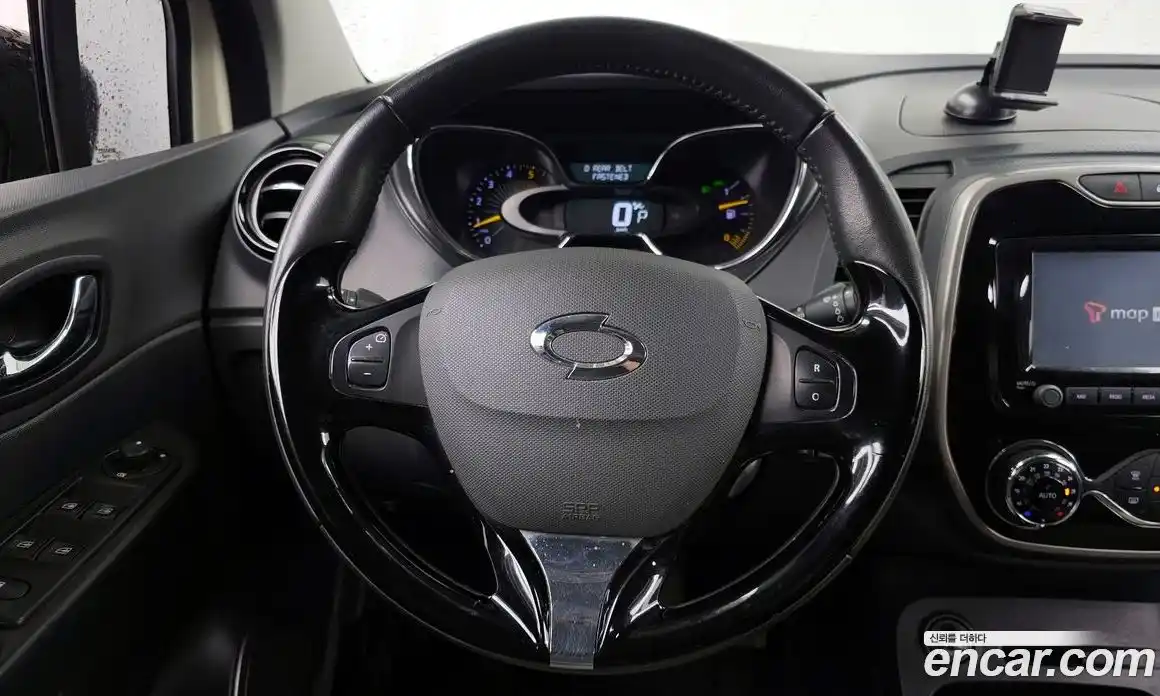 Renault QM3 2014 1.5 гидро в Москве № 1402778, фото 13