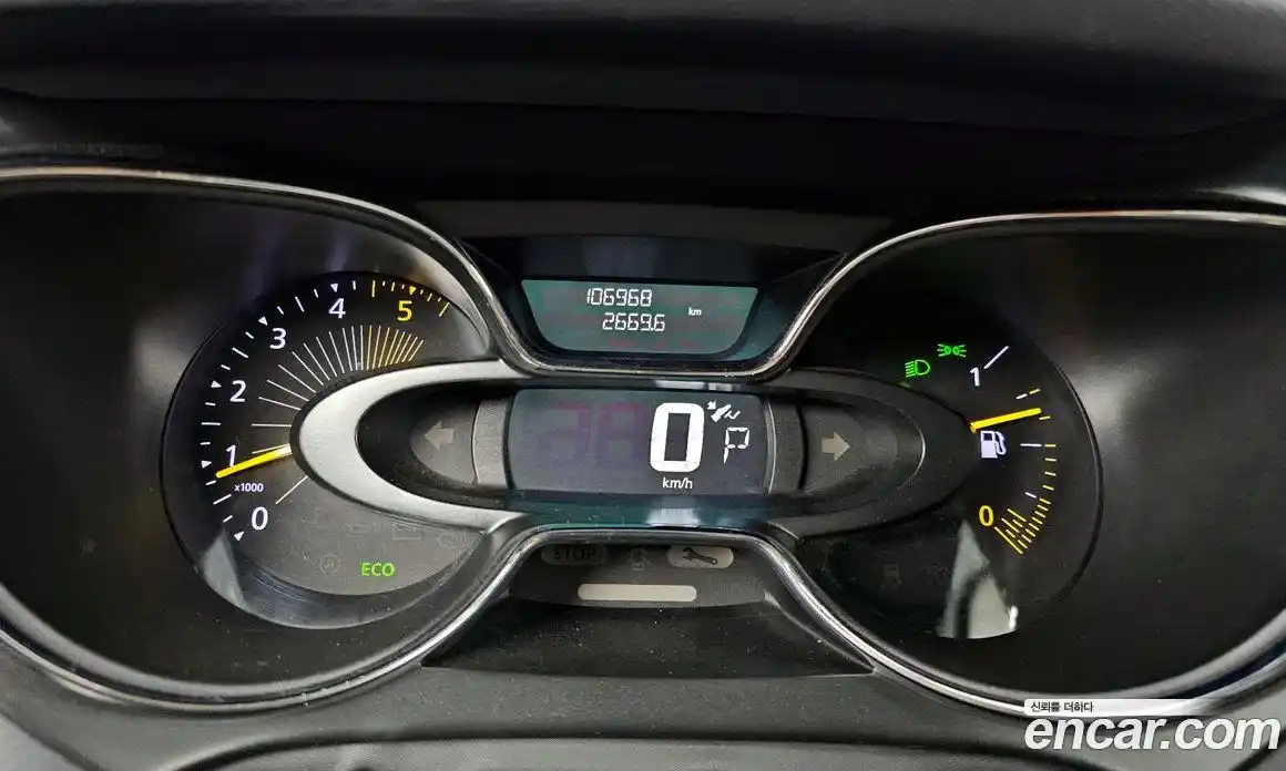 Renault QM3 2014 1.5 гидро в Москве № 1402778, фото 8