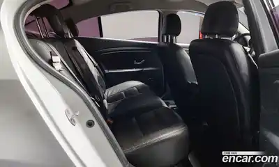 Renault SM3 2017 1.6 гидро в Москве № 1402824, миниатюра 11
