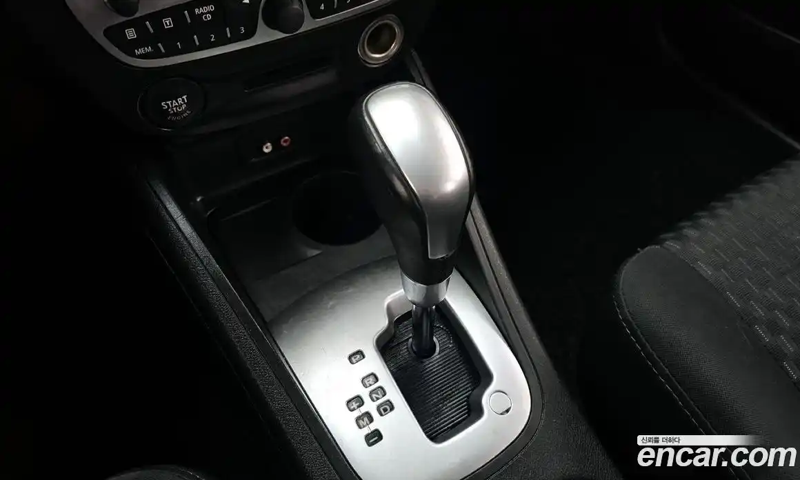 Renault SM3 2009 1.6 гидро в Москве № 1402852, фото 9