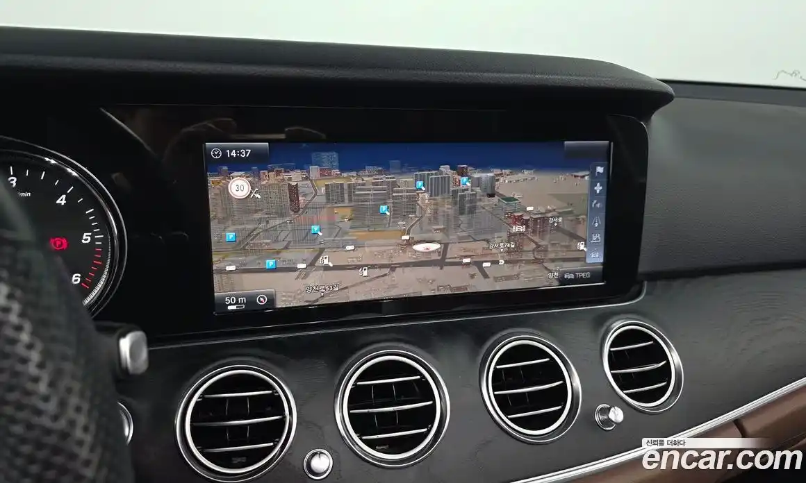 Mercedes-Benz E-Class 2017 1.9 гидро в Москве № 1403859, фото 15