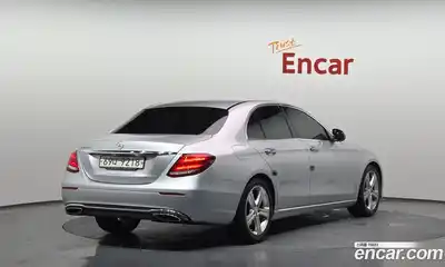 Mercedes-Benz E-Class 2017 1.9 гидро в Москве № 1403859, миниатюра 2