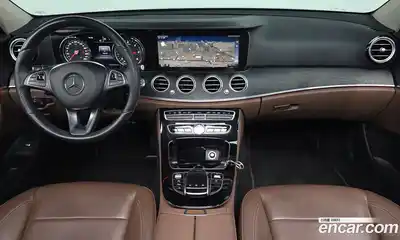 Mercedes-Benz E-Class 2017 1.9 гидро в Москве № 1403859, миниатюра 7