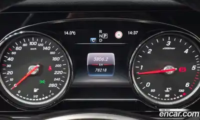 Mercedes-Benz E-Class 2017 1.9 гидро в Москве № 1403859, миниатюра 8