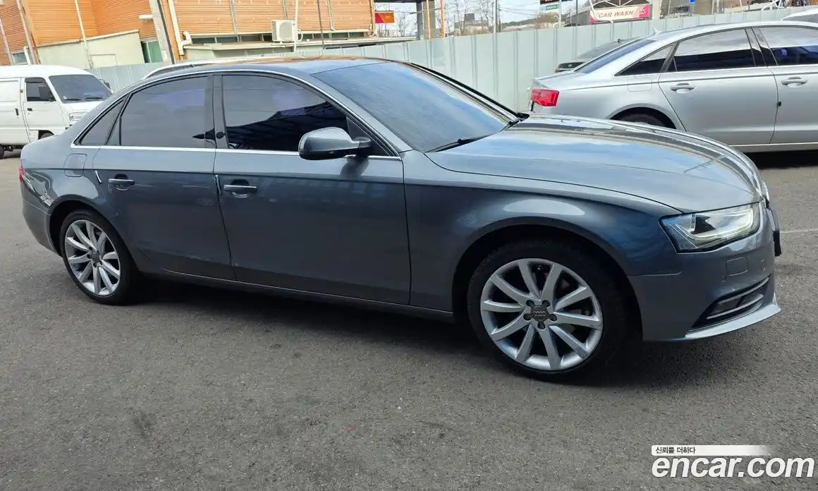 Audi A4 2013 2.0 гидро в Москве № 1404548, фото 3