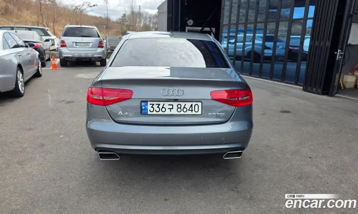 Audi A4 2013 2.0 гидро в Москве № 1404548, фото 4