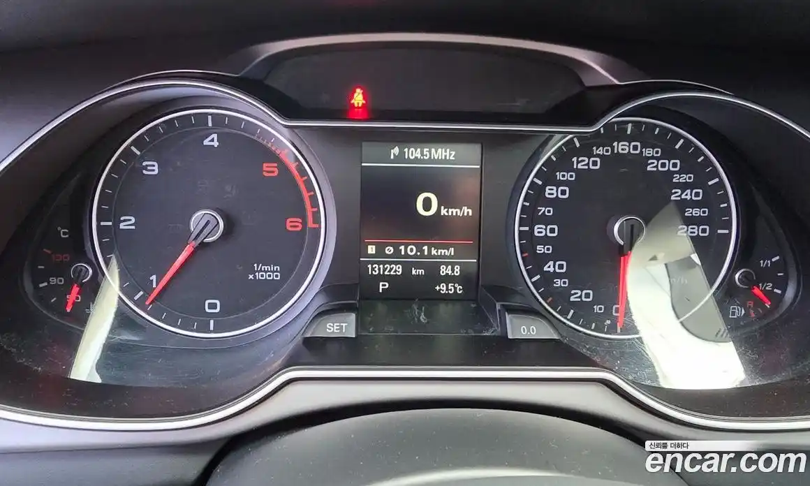 Audi A4 2013 2.0 гидро в Москве № 1404548, фото 10