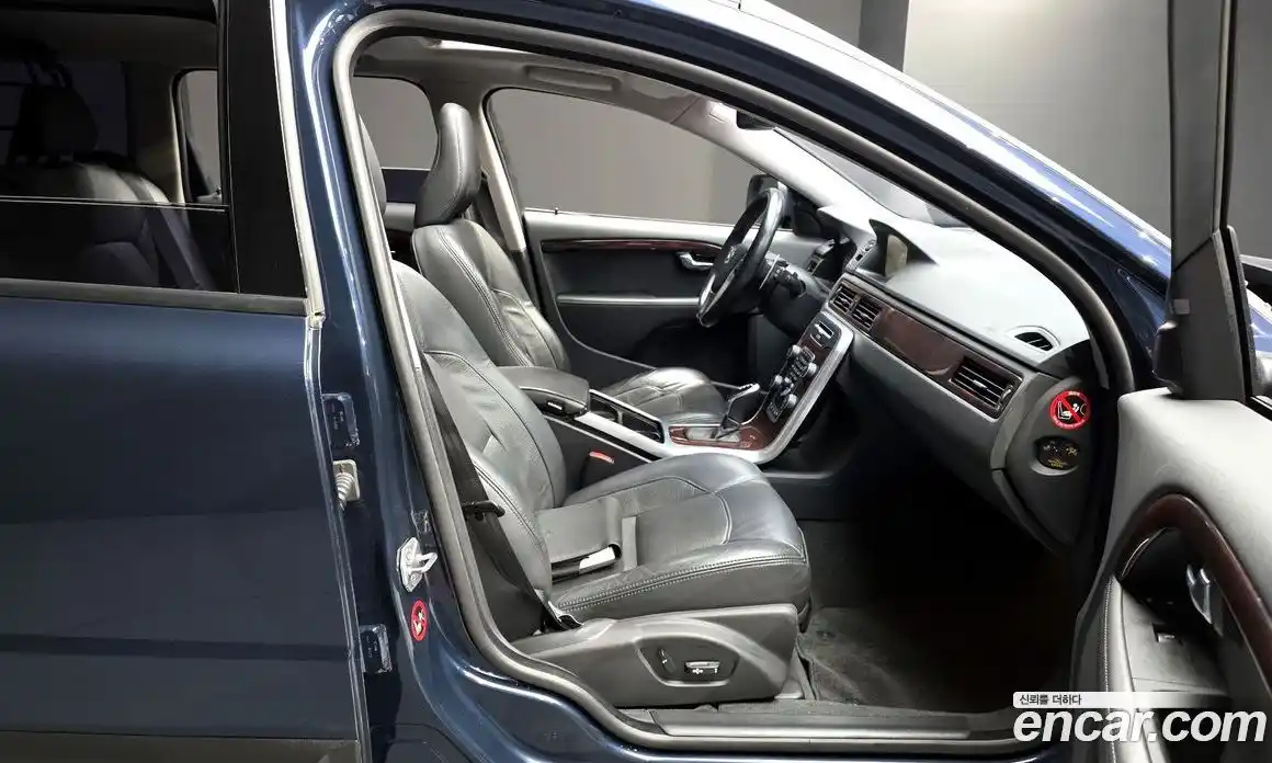 Volvo XC70 2014 2.4 гидро в Москве № 1404755, фото 12