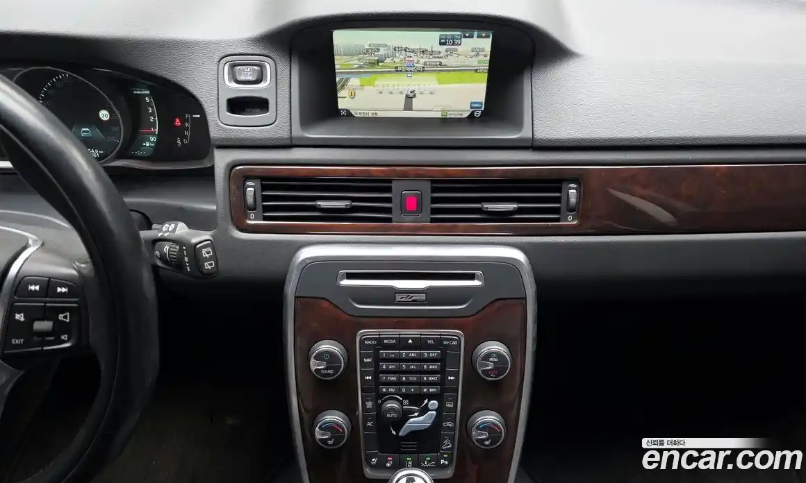 Volvo XC70 2014 2.4 гидро в Москве № 1404755, фото 15