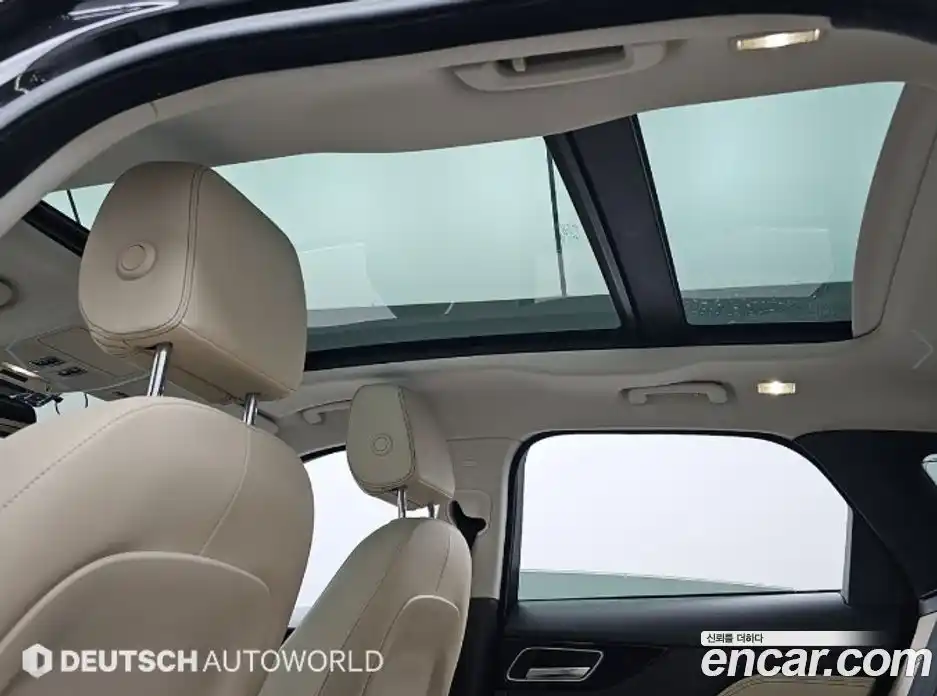 Jaguar F-Pace 2017 2.0 гидро в Москве № 1404800, фото 18