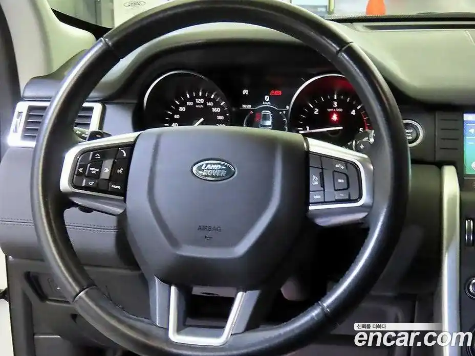 Land Rover Discovery Sport 2019 2.0 гидро в Москве № 1405150, фото 8