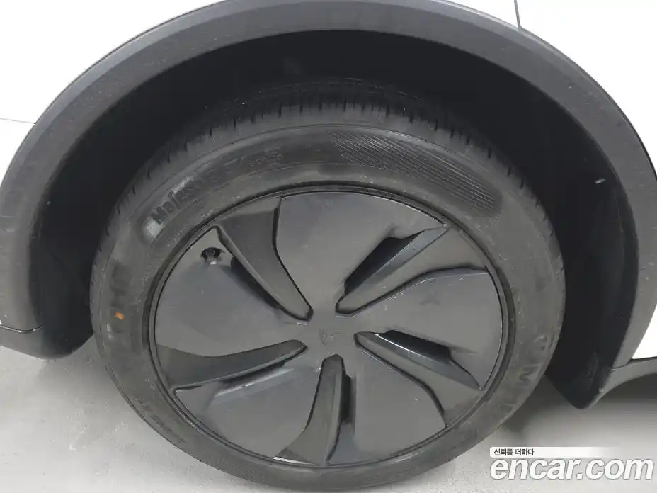 Tesla Model Y 2025 0.2 гидро в Москве № 1405348, фото 10