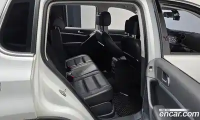 Volkswagen Tiguan 2014 2.0 гидро в Москве № 1405562, миниатюра 12