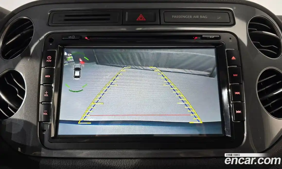 Volkswagen Tiguan 2014 2.0 гидро в Москве № 1405562, фото 15