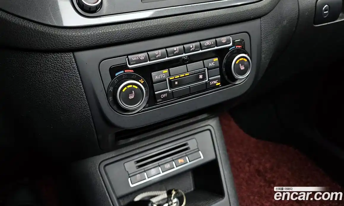 Volkswagen Tiguan 2015 2.0 гидро в Москве № 1405609, фото 18