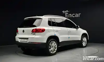 Volkswagen Tiguan 2015 2.0 гидро в Москве № 1405609, миниатюра 2