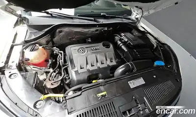 Volkswagen Tiguan 2015 2.0 гидро в Москве № 1405609, миниатюра 6