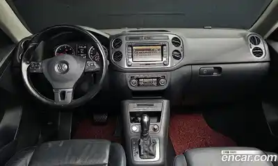 Volkswagen Tiguan 2015 2.0 гидро в Москве № 1405609, миниатюра 7