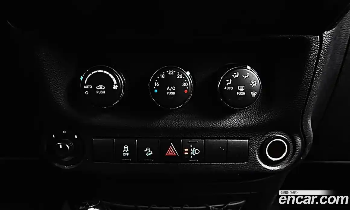 Jeep Wrangler 2017 3.6 гидро в Москве № 1405923, фото 18