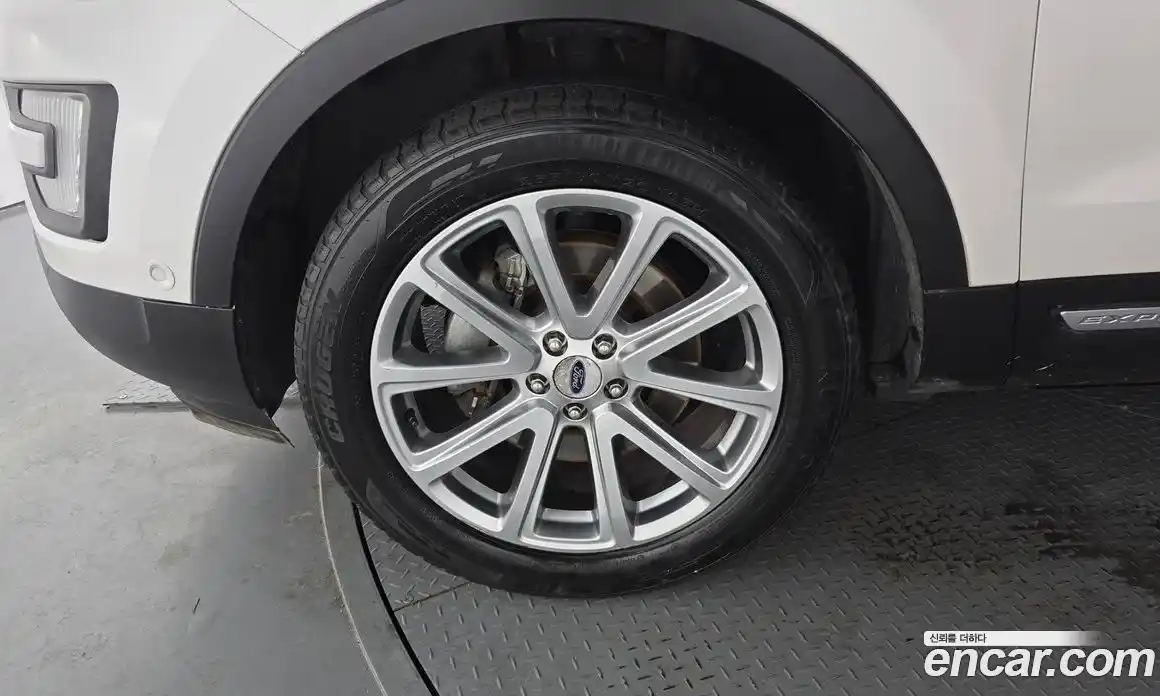 Ford Explorer 2016 2.3 гидро в Москве № 1406203, фото 5
