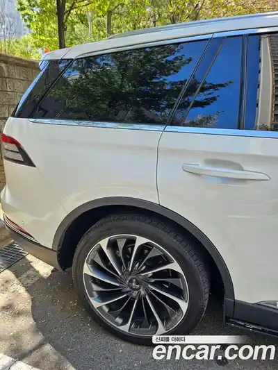 Lincoln Aviator 2021 3.0 гидро в Москве № 1406365, миниатюра 5