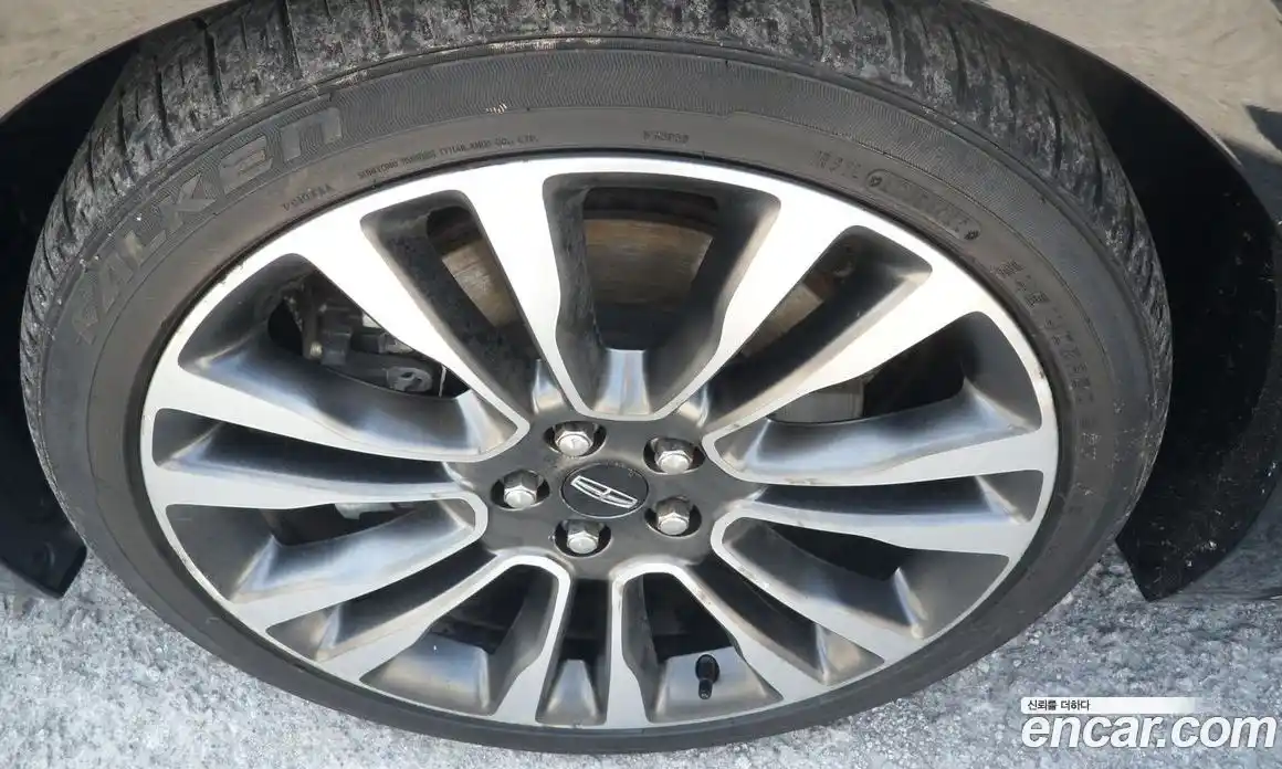 Lincoln Continental 2018 3.0 гидро в Москве № 1406375, фото 14