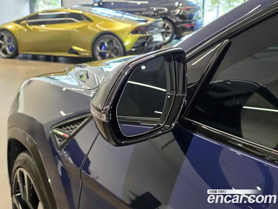 Lamborghini Urus 2023 4.0 гидро в Москве № 1406511, фото 19