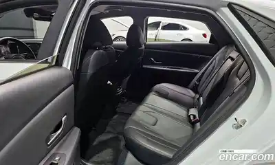 Hyundai Avante 2023 1.6 гидро в Москве № 1416834, миниатюра 11