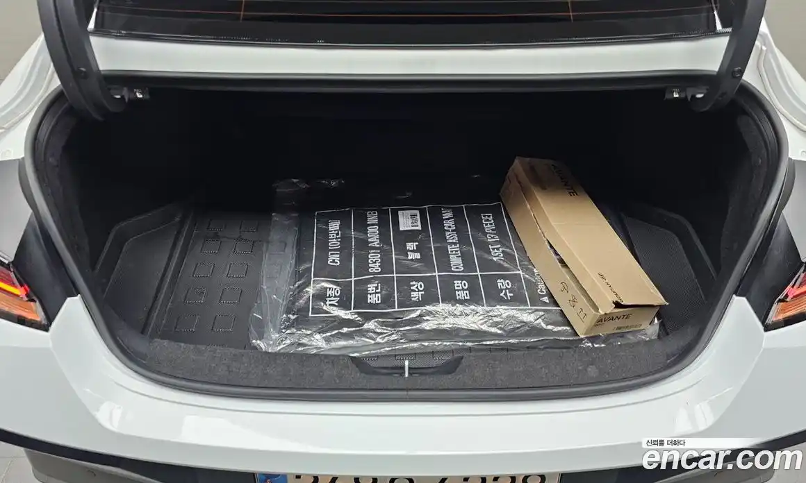 Hyundai Avante 2023 1.6 Автомат в Москве № 1417521, фото 20